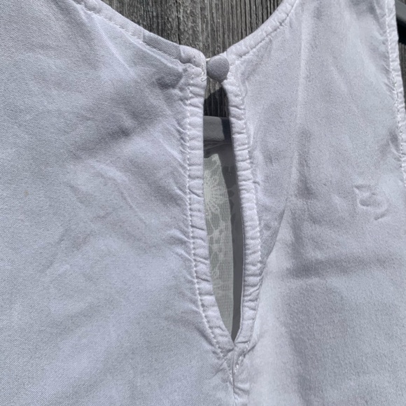 Divided Crop Tank - Picture 4 of 5